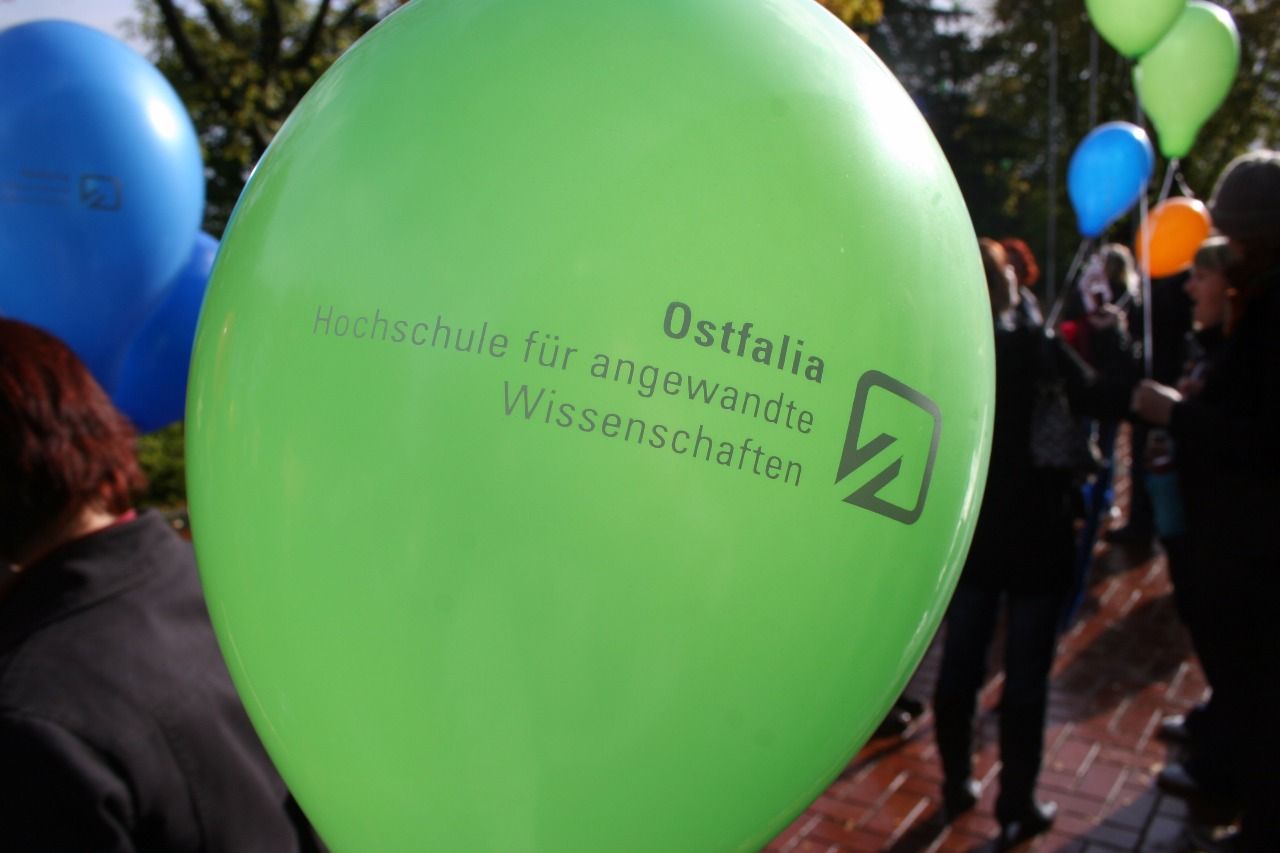 Ballon grün Ostfalia.jpg